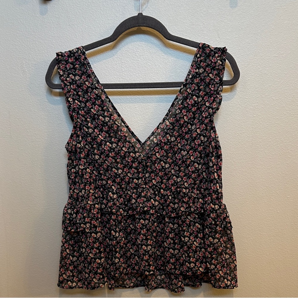 American Eagle Outfitters Black Floral V-Neck Blouse
